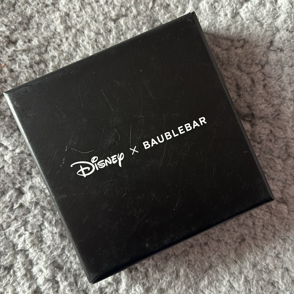 NWT Mickey Earrings - Picture 5 of 5